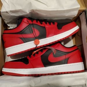 Gym Red and Black Low Men's Air Jordans size 8.5